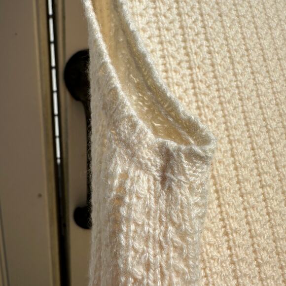 Loro Piana Cashmere Sleeveless Mock Neck Sweater Cream 42 8 US Broken Rib Knit - Picture 13 of 16